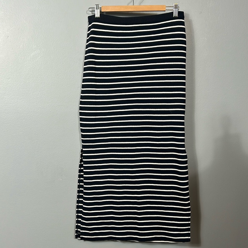 Gap Cotton Navy Cream Striped Maxi Side Slit Skirt size S - gently used